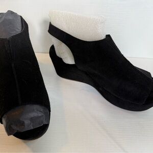 Women's Black Suede Peep-Toe Platform Wedge Sandals